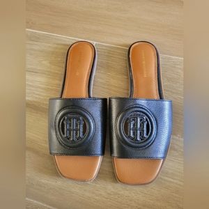 NWOT Tommy Hilfiger Palley Slides Sandles